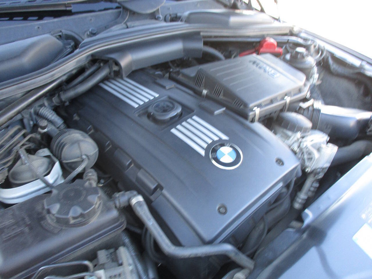 Used 2010 BMW 535i xDrive Sedan AWD/4WD image 90