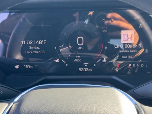 Used 2025 GMC Acadia Elevation w/ Elevation Premium Package image 16