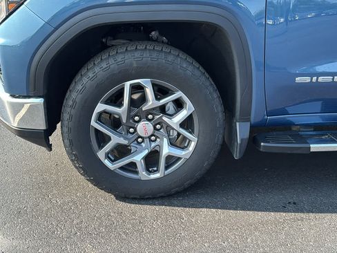 Certified 2024 GMC Sierra 1500 SLT w/ SLT Premium Plus Package AWD/4WD image 32