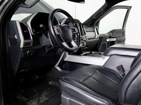 Used 2022 Ford F350 Lariat w/ Chrome Package image 22