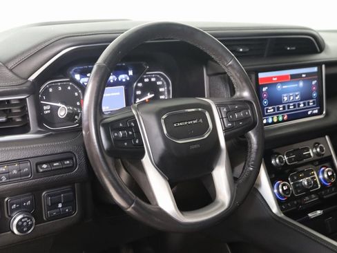 Used 2021 GMC Yukon Denali w/ Denali Ultimate Package image 6