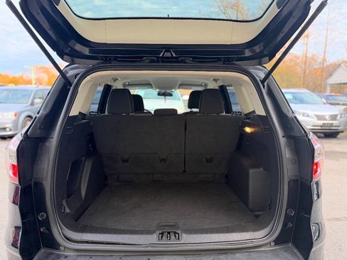 Used 2017 Ford Escape SE image 18