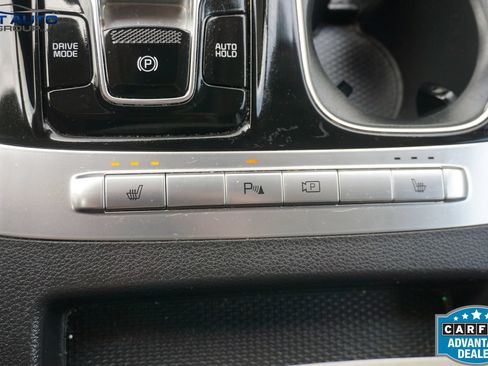 Used 2023 Kia Carnival EX FWD image 38
