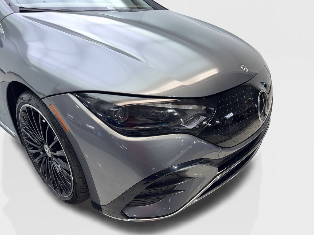 Used 2023 Mercedes-Benz EQE 500 4MATIC Sedan image 18