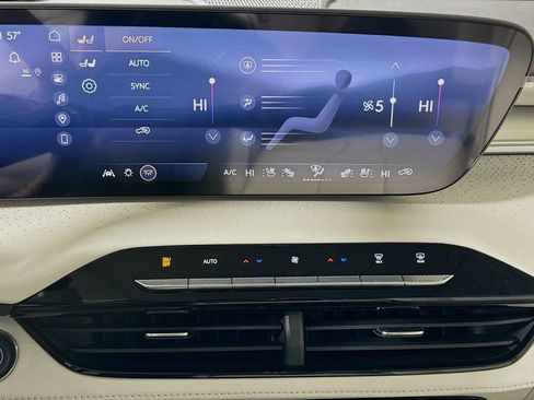 New 2026 Buick Enclave Avenir w/ Super Cruise Package image 10