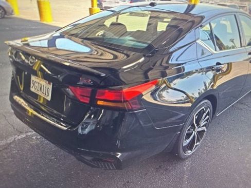 Certified 2023 Nissan Altima 2.5 SR FWD image 5