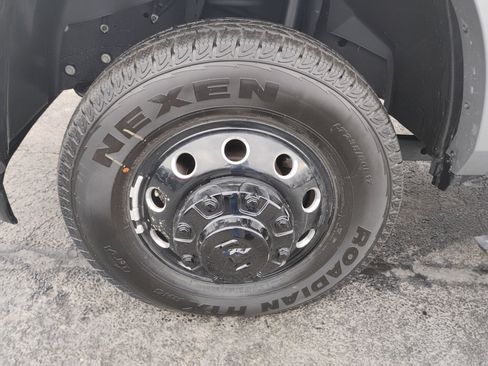 Used 2020 RAM 3500 Laramie image 9