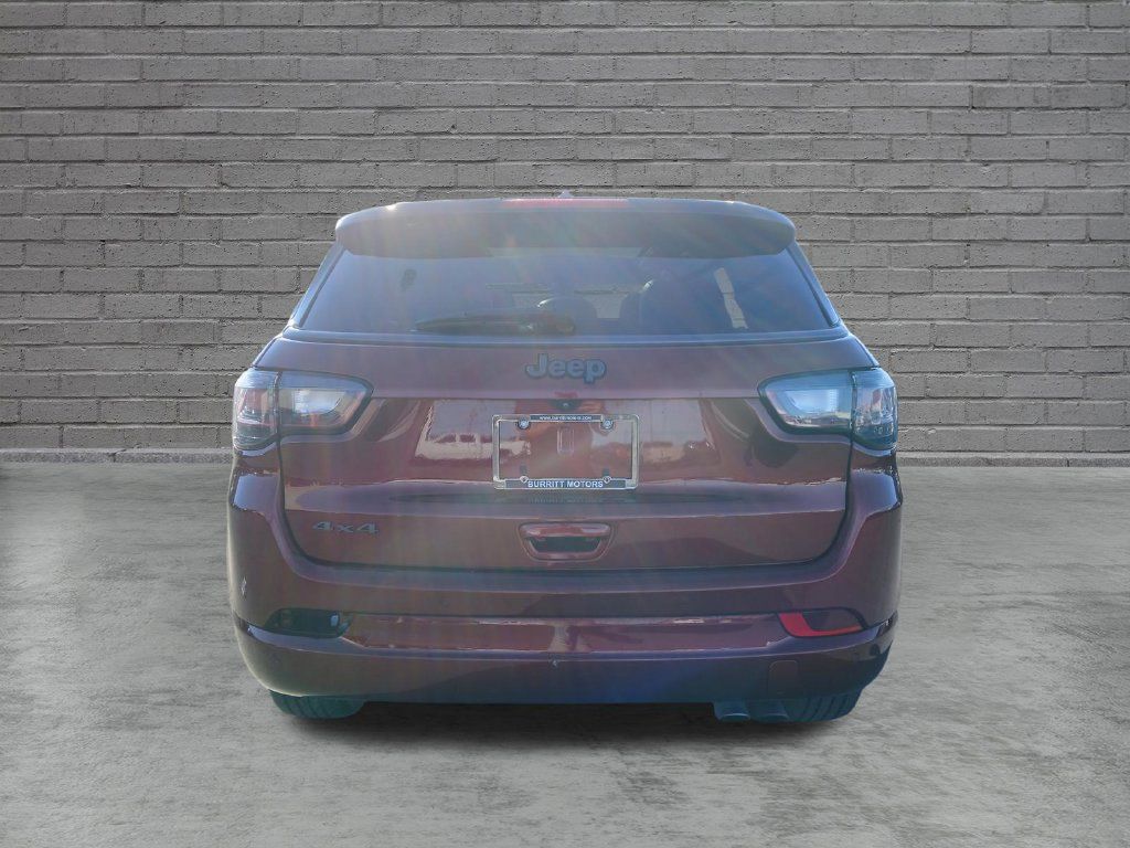 Used 2022 Jeep Compass High Altitude AWD/4WD image 4