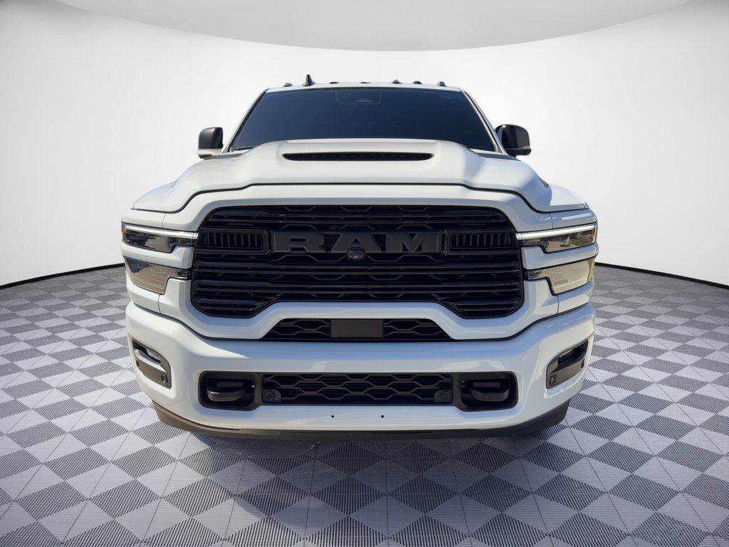 Used 2025 RAM 3500 Laramie AWD/4WD image 6