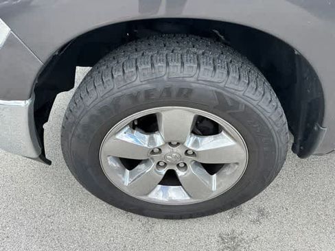 Used 2017 RAM 1500 Big Horn AWD/4WD image 3
