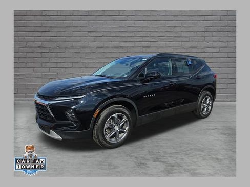 Used 2024 Chevrolet Blazer LT w/ Convenience Package FWD image 1