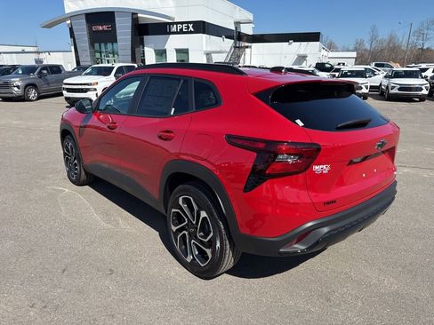 New 2026 Chevrolet Trax RS w/ Sunroof Package image 3