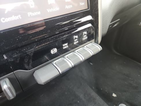 New 2025 RAM 2500 Big Horn image 34