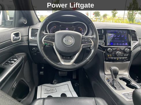 Used 2020 Jeep Grand Cherokee Limited w/ Luxury Group II AWD/4WD image 18
