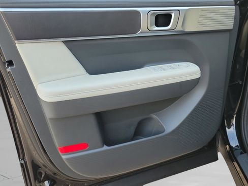 Used 2024 Hyundai Santa Fe SEL image 17