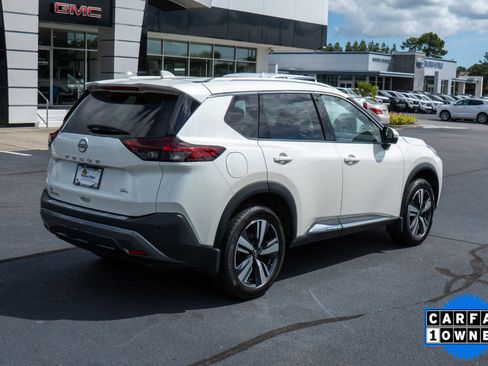 Used 2023 Nissan Rogue SL image 3
