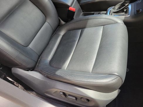 Used 2014 Volkswagen Tiguan R-Line image 40