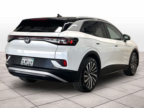 Used 2023 Volkswagen ID.4 Pro S Plus RWD image 9