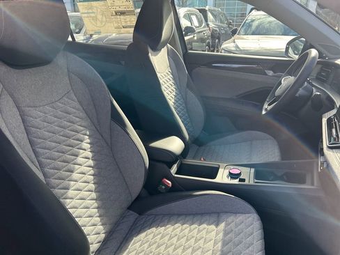 New 2026 Volkswagen Tiguan S FWD image 30
