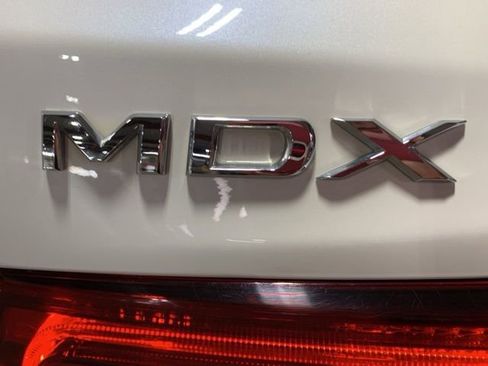 Used 2018 Acura MDX SH-AWD image 25