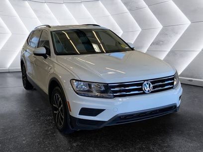 Used 2021 Volkswagen Tiguan SE w/ Panoramic Sunroof Package