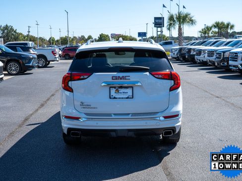 Used 2018 GMC Terrain Denali w/ Advanced Safety Package image 4
