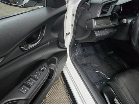 Used 2017 Honda Civic Sport image 19