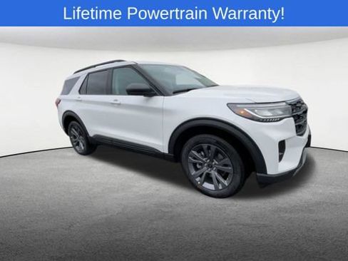 New 2026 Ford Explorer Active image 2