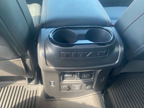 Used 2024 Nissan Titan PRO-4X w/ Pro-4x Convenience Package image 13
