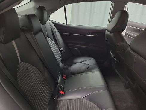 Used 2023 Toyota Camry SE FWD image 31