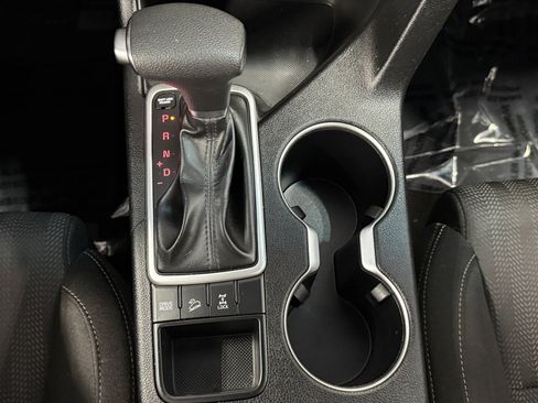 Used 2020 Kia Sportage LX AWD/4WD image 15