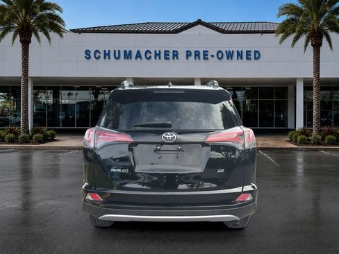Used 2018 Toyota RAV4 SE w/ Power Extra Value Package FWD image 6