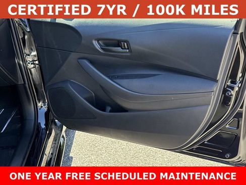 Used 2025 Toyota Corolla LE FWD image 8