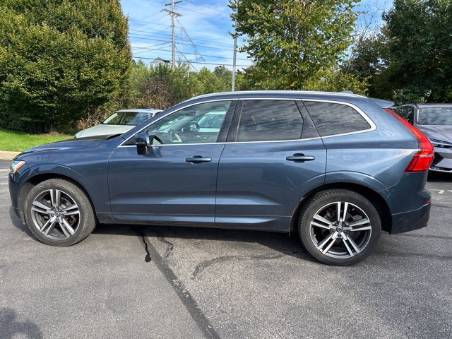 Used 2021 Volvo XC60 T5 Momentum w/ Premium Package AWD/4WD image 9