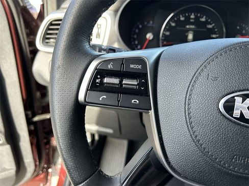 Used 2019 Kia Sorento SX w/ SX Touring Package image 29
