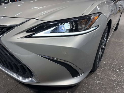Certified 2023 Lexus ES 350 w/ Premium Package image 9