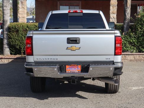 Used 2016 Chevrolet Silverado 2500 LTZ w/ Duramax Plus Package AWD/4WD image 7