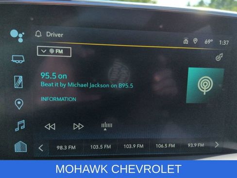 Used 2024 Chevrolet Suburban RST w/ Luxury Package AWD/4WD image 13