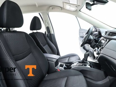 Used 2019 Nissan Rogue SV FWD image 74