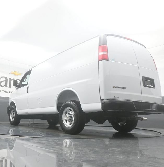 New 2026 Chevrolet Express 2500 w/ Driver Convenience Package RWD image 5