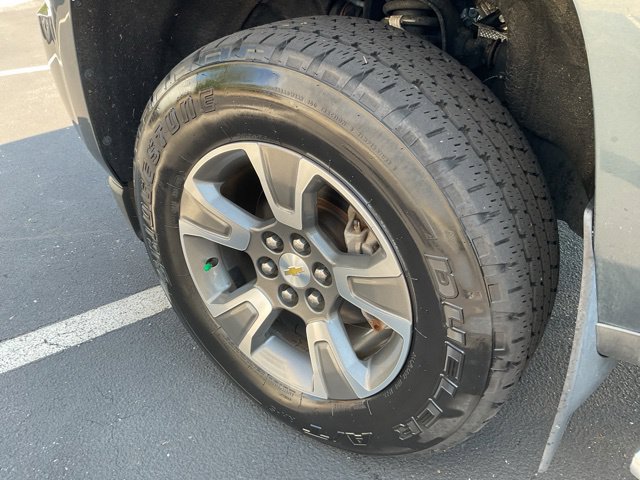 Used 2019 Chevrolet Colorado Z71 AWD/4WD image 13