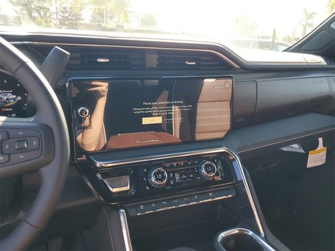 New 2026 GMC Sierra 3500 Denali Ultimate image 17