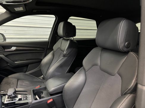 Used 2023 Audi SQ5 Premium w/ Convenience Package AWD/4WD image 9