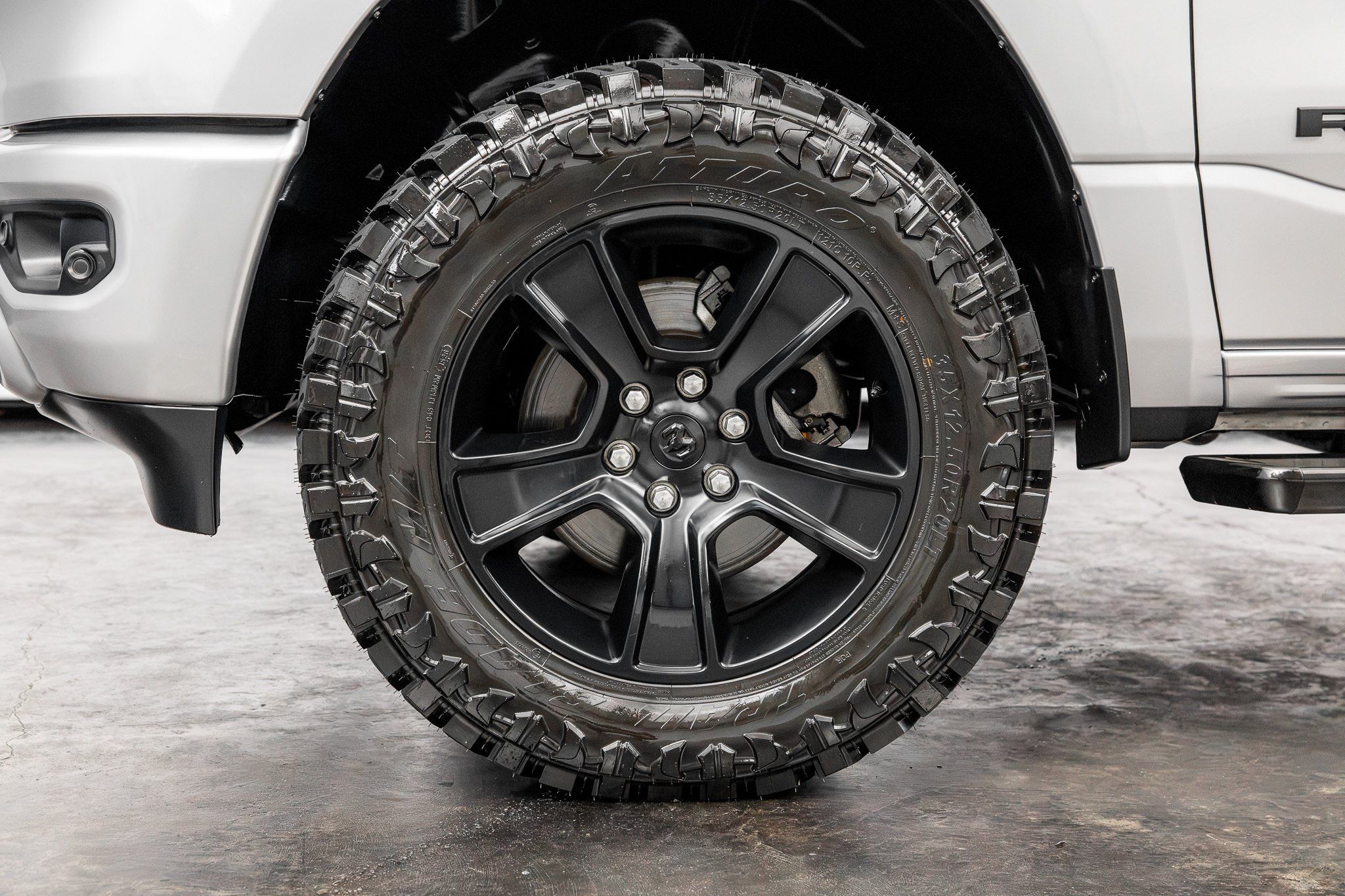 Used 2024 RAM 1500 Lone Star AWD/4WD image 11