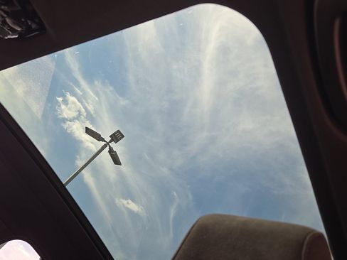 Certified 2025 BMW X3 M50 w/ Premium Package image 15