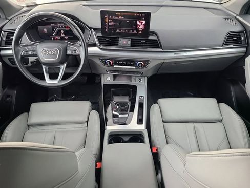 Used 2025 Audi Q5 2.0T Premium image 18