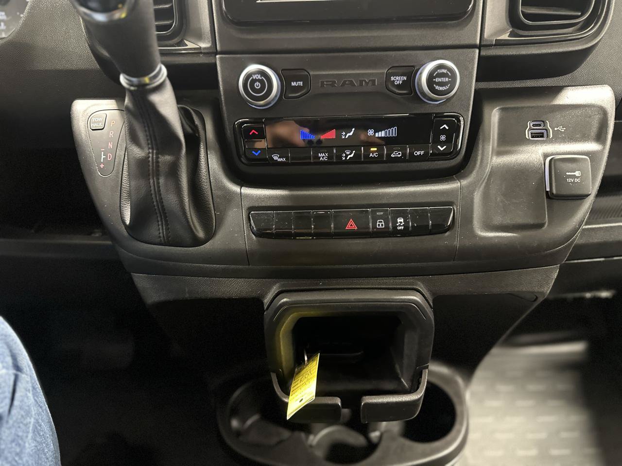 Used 2023 RAM ProMaster 2500 FWD image 18