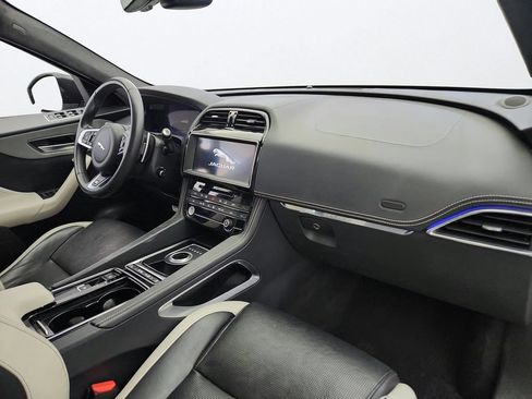 Used 2020 Jaguar F-PACE S AWD/4WD image 29