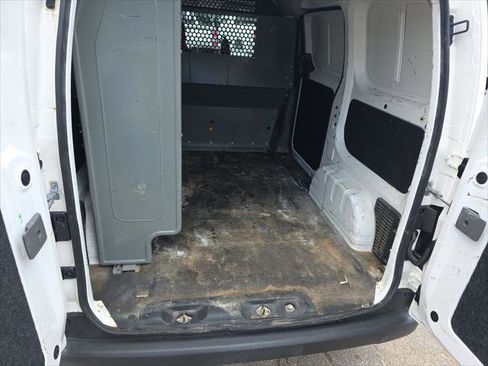 Used 2019 Nissan NV200 S FWD image 21