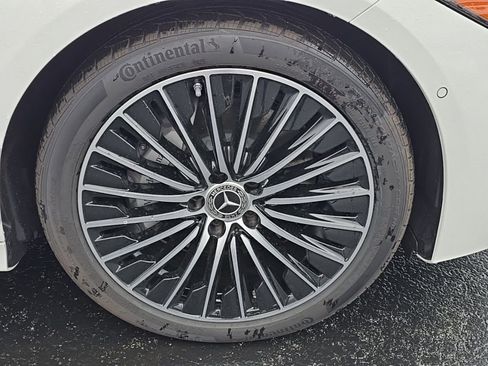 New 2026 Mercedes-Benz CLE 300 4MATIC Coupe image 9